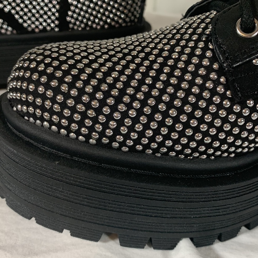 NIB Gianni Bini Non-Stop Studded Chunky Lug Sole Platform Booties, 8M - Picture 10 of 11